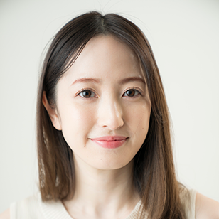 主人公の娘・田部 藍花（32）役 團 遥香